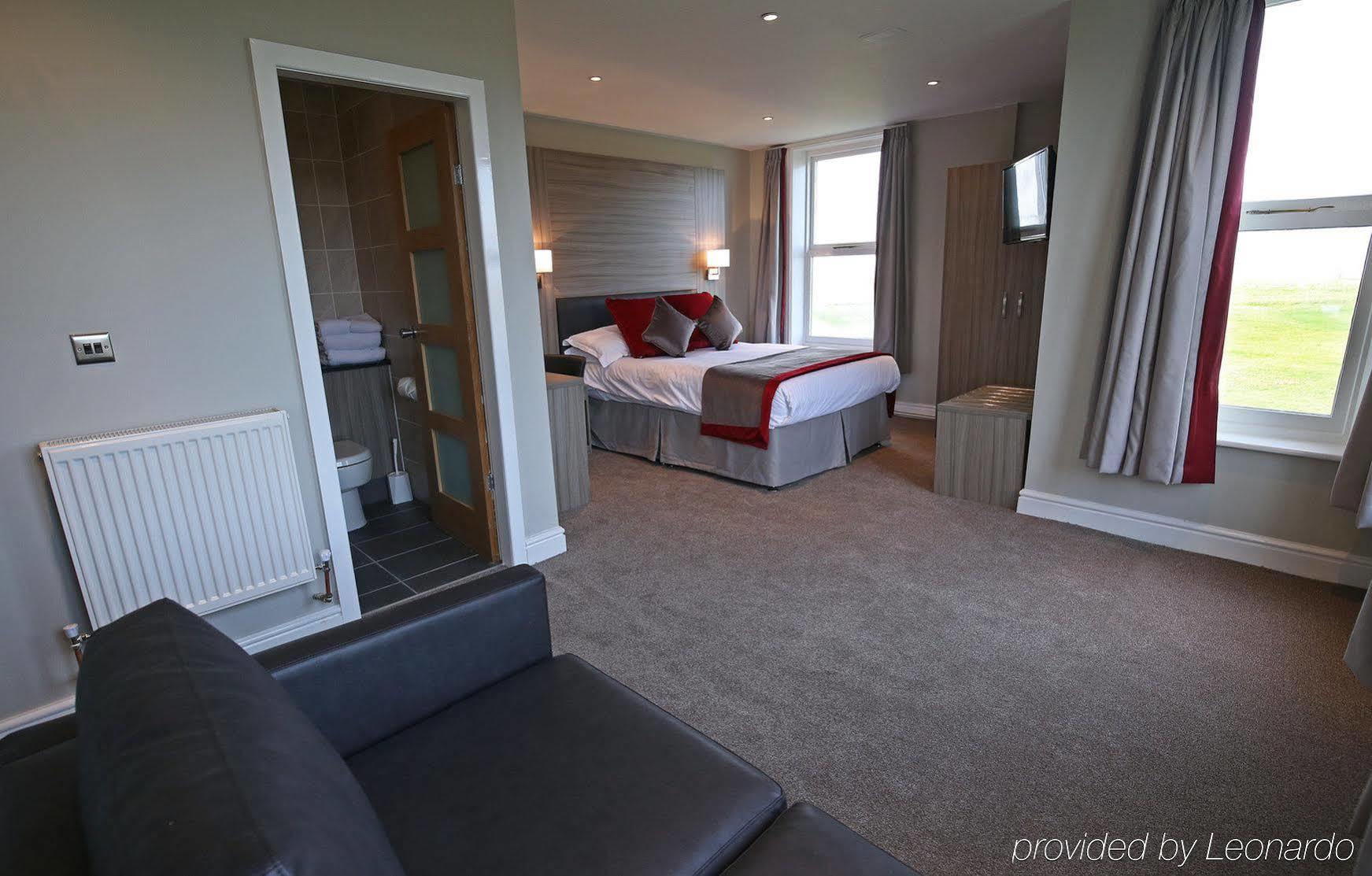 Hotel Leasowe Castle